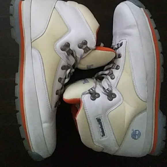 Timberland - Picture 2 of 3